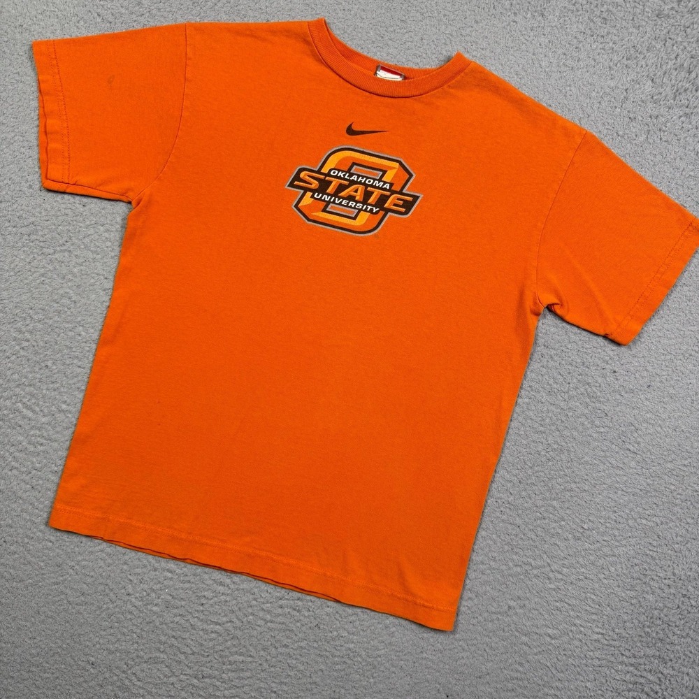 Kids vintage y2k Nike Oklahoma State University T-shirt